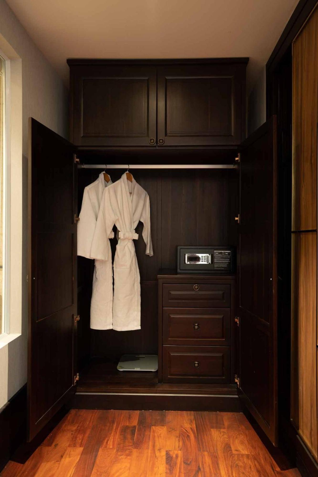 Mintra Hotel ビエンチャン エクステリア 写真